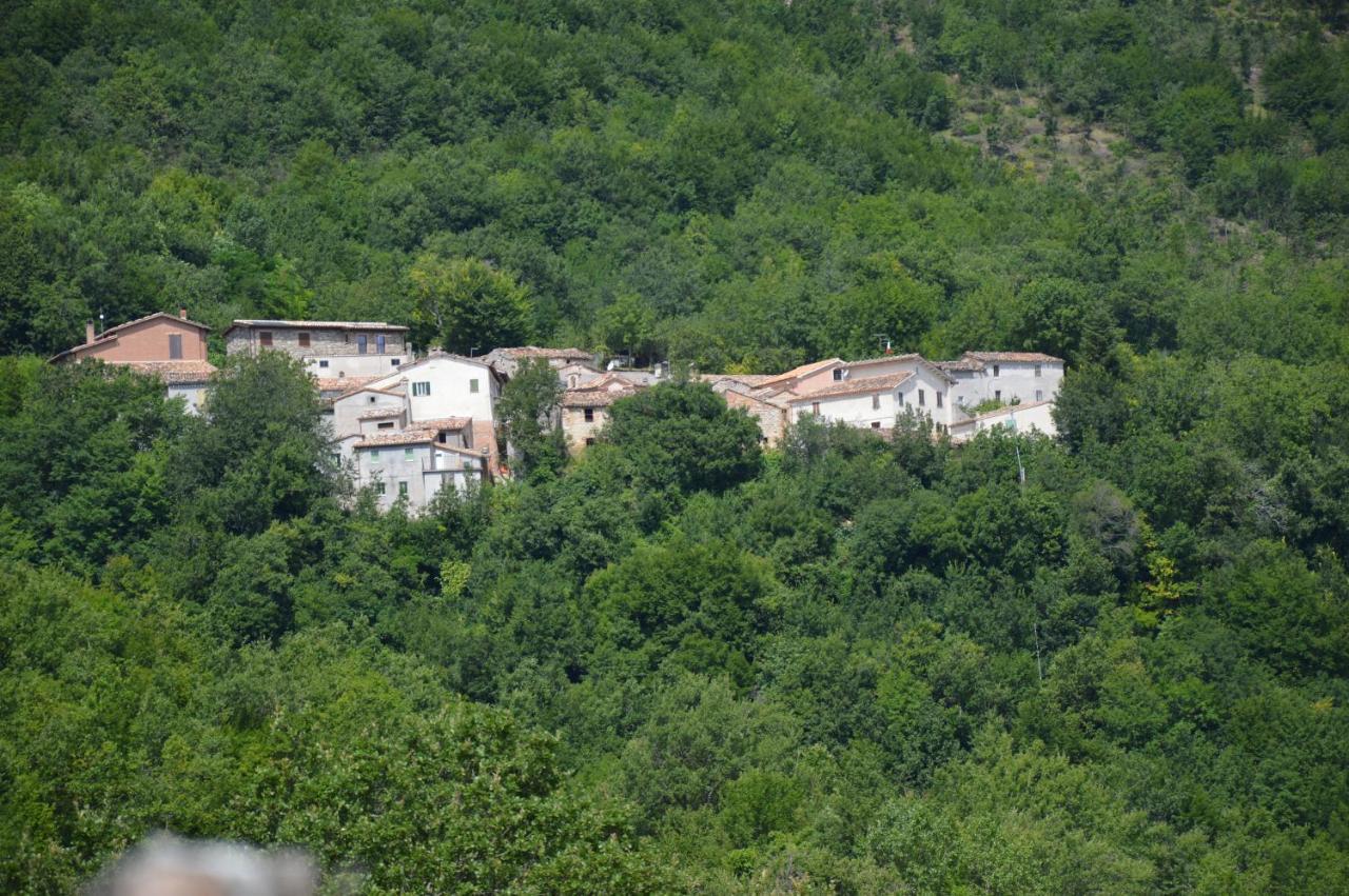 Locanda Della Rocca Sarnano Ngoại thất bức ảnh